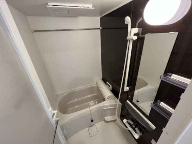 物件内観写真7　(換気暖房乾燥機付き浴室)