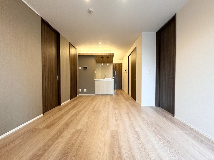 物件内観写真7　(LDK)