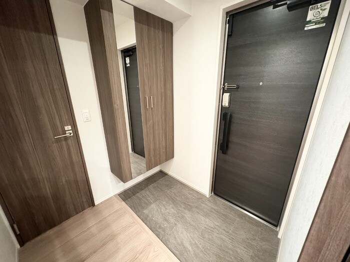 物件内観写真26　(玄関)