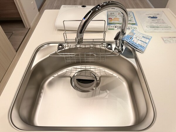 タッチレス水栓