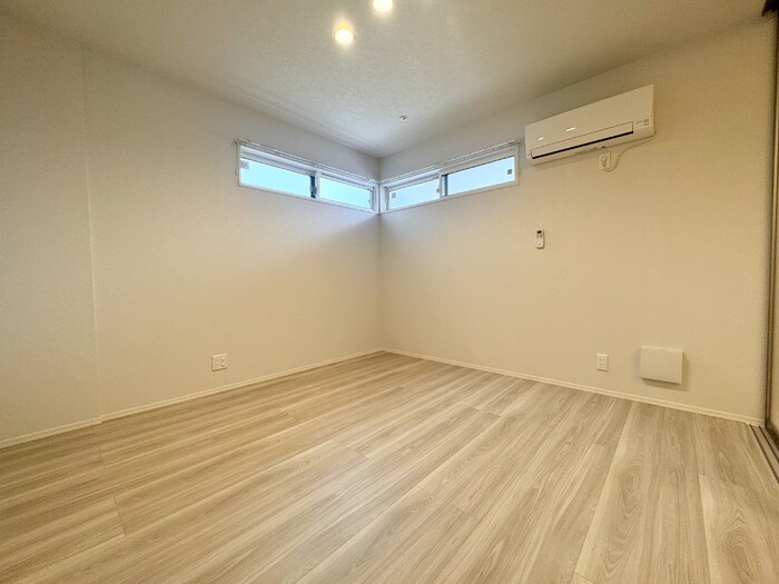 物件内観写真15　(洋室)