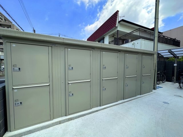 物件内観写真6　(外部物置)