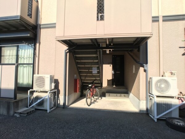 エントランス(エントランス)