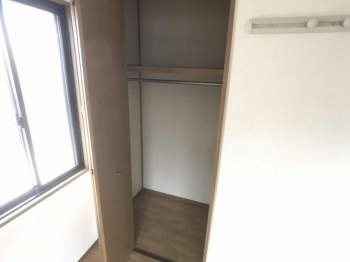 物件内観写真11　(クローゼット)