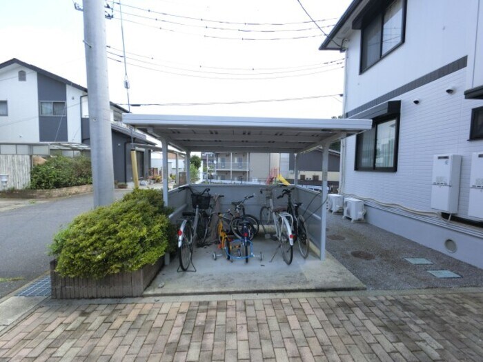 物件内観写真22　(駐輪場)