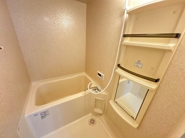 物件内観写真6　(浴室)