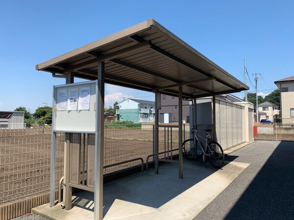 建物設備(駐輪場)