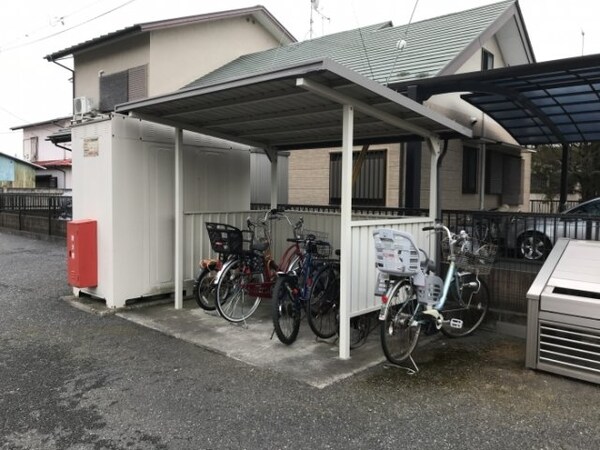 建物設備(駐輪場)