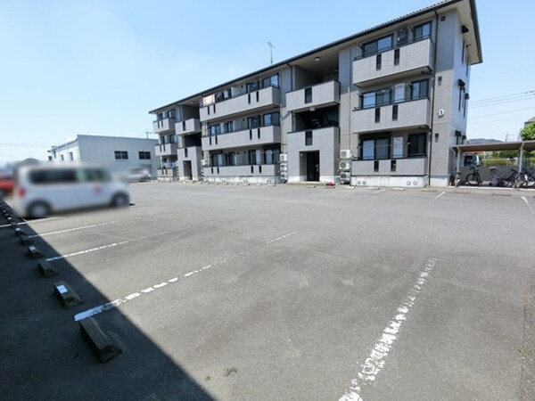 駐車場(駐車場)