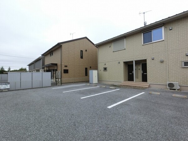 駐車場(駐車場)