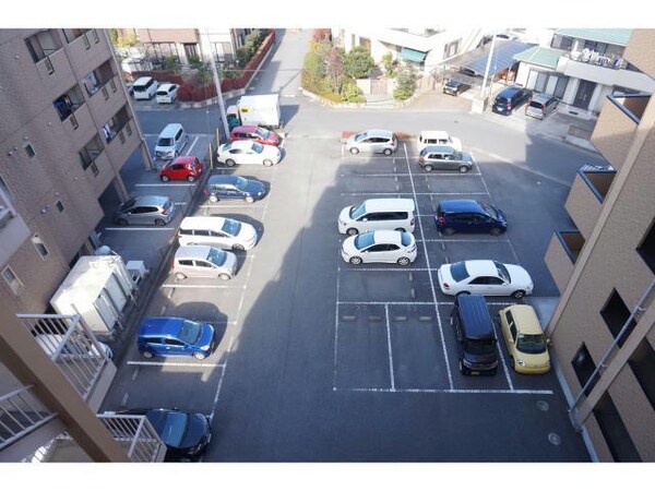 駐車場(駐車場)