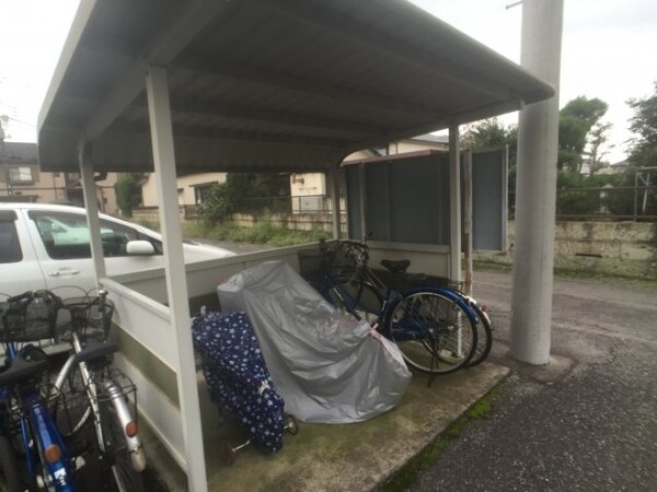 建物設備(駐輪場)