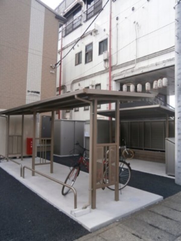 建物設備(駐輪場)