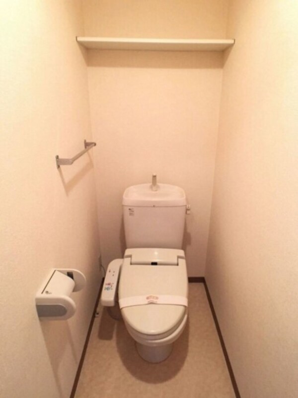 トイレ(温水洗浄暖房便座のトイレ)