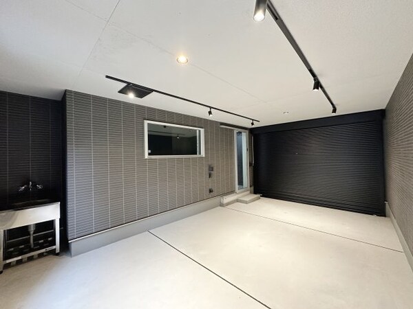 駐車場(ガレージ)