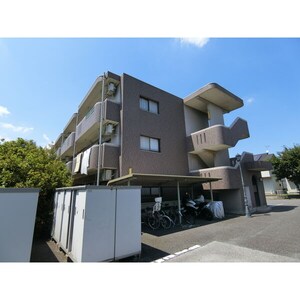 ヴィラセラヴィー岩曽外観写真
