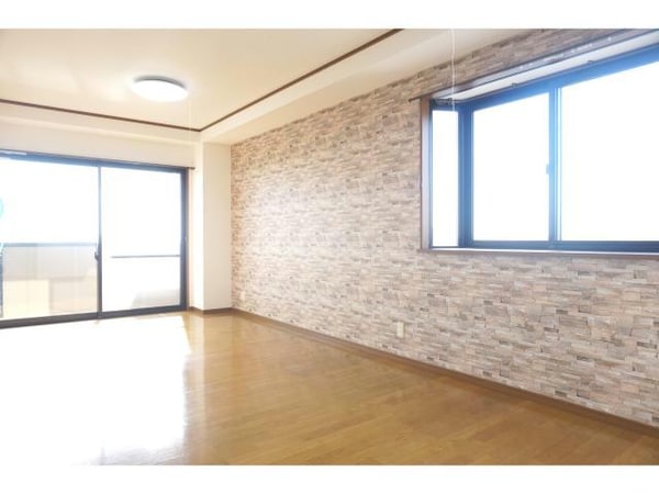 眺望(お部屋の写真は別の部屋の物です。現在リフォーム中です。)
