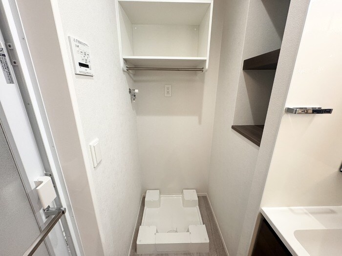 物件内観写真19　(洗濯機置場)