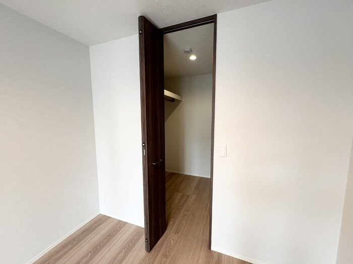 物件内観写真25　(ウォークインクローゼット)