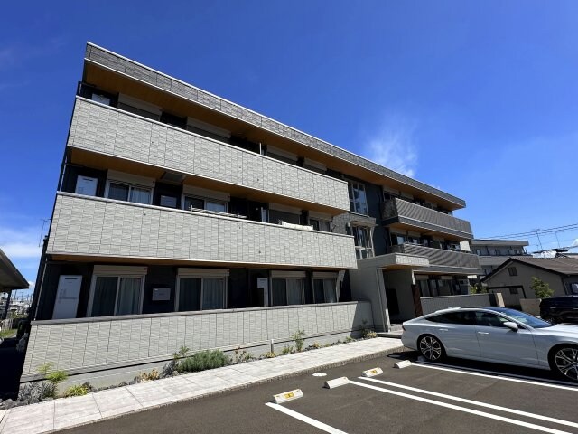 物件外観写真1　(建物外観)