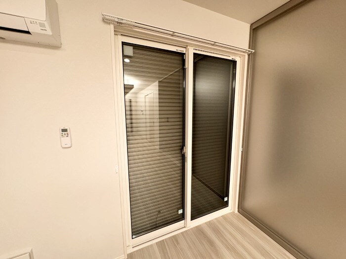 物件内観写真25　(シャッター雨戸)