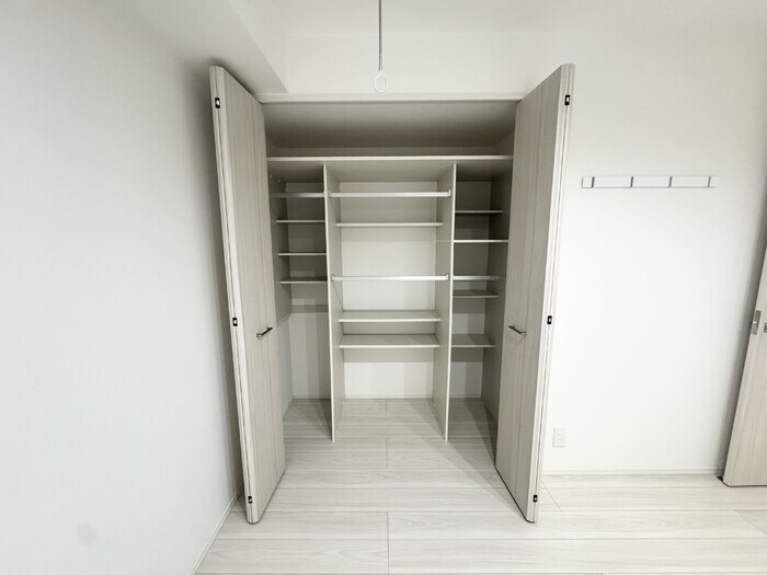 物件内観写真18　(クローゼット)