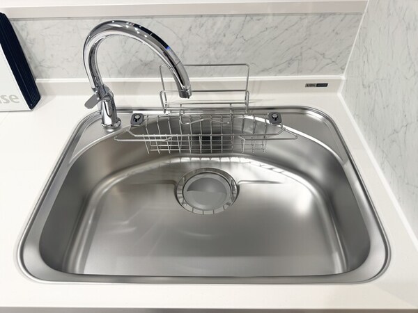 キッチン(タッチレス水栓)