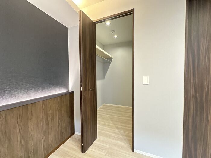 物件内観写真18　(ウォークインクローゼット)