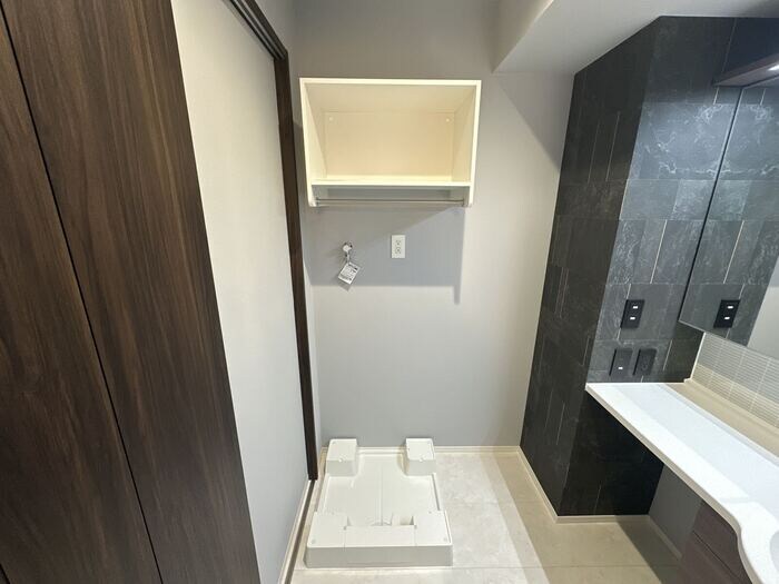 物件内観写真14　(洗濯機置場)