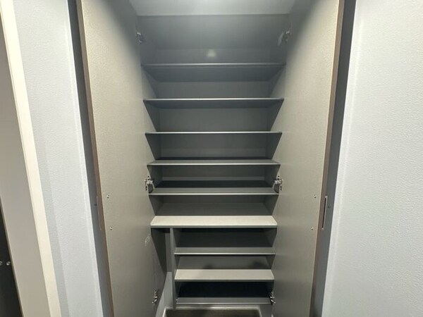 収納(シューズボックス)