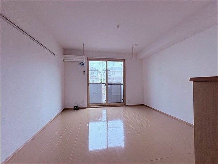 物件内観写真6　(洋室)