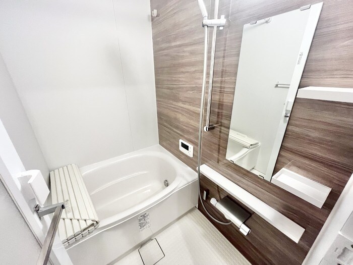 物件内観写真10　(浴室)