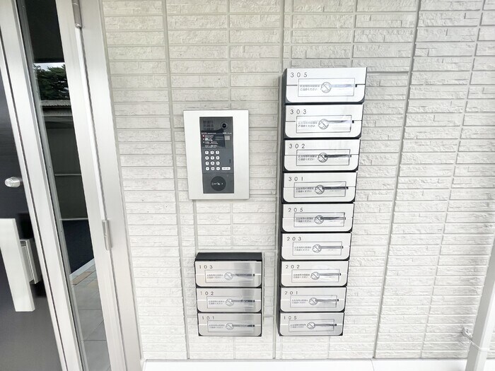 物件内観写真27　(オートロック、集合ポスト)