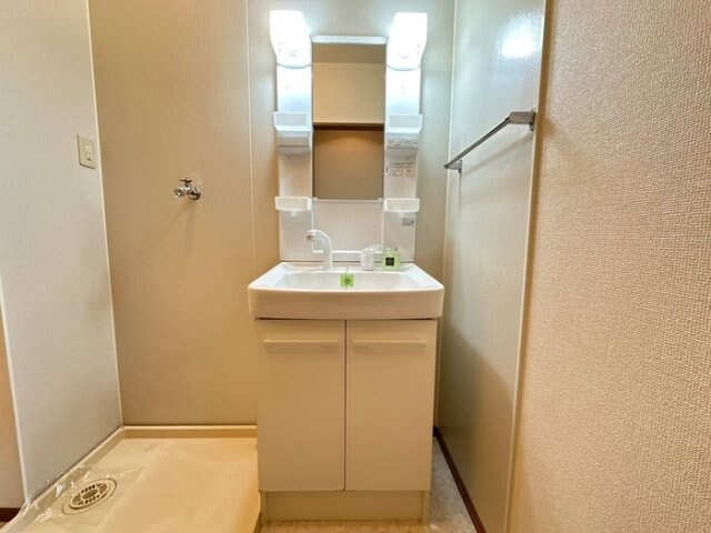 物件内観写真10　(洗面所)