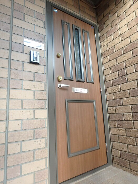 物件内観写真18　(玄関)