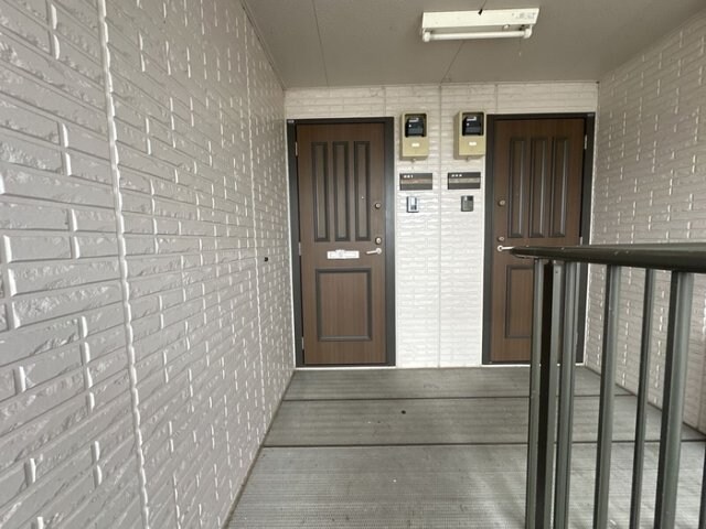 物件外観写真4　(ロビー)