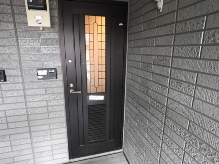 物件内観写真18　(玄関ドア)