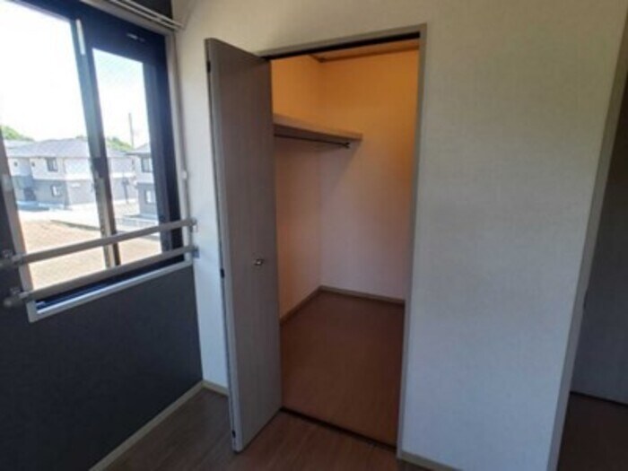 物件内観写真15　(ウォークインクローゼット)