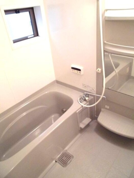物件内観写真6　(浴室)