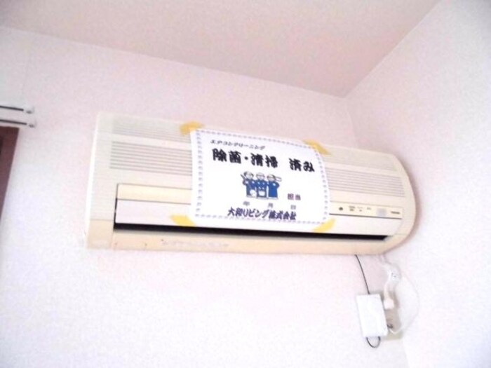 物件内観写真16　(エアコン1機付き)