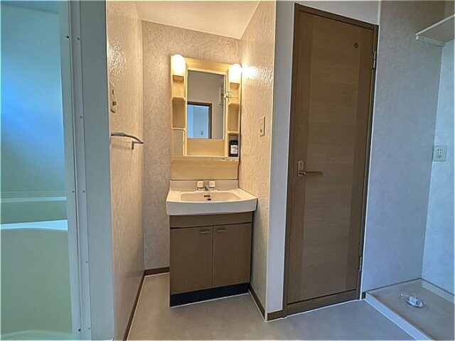 物件内観写真10　(洗面台)