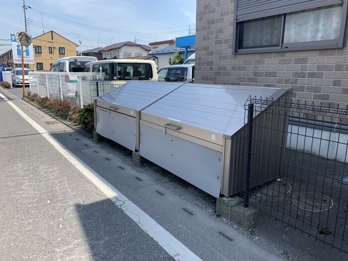 物件内観写真19　(敷地内ごみステーション)