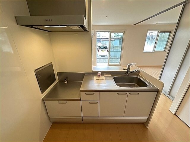 物件内観写真6　(対面キッチン)