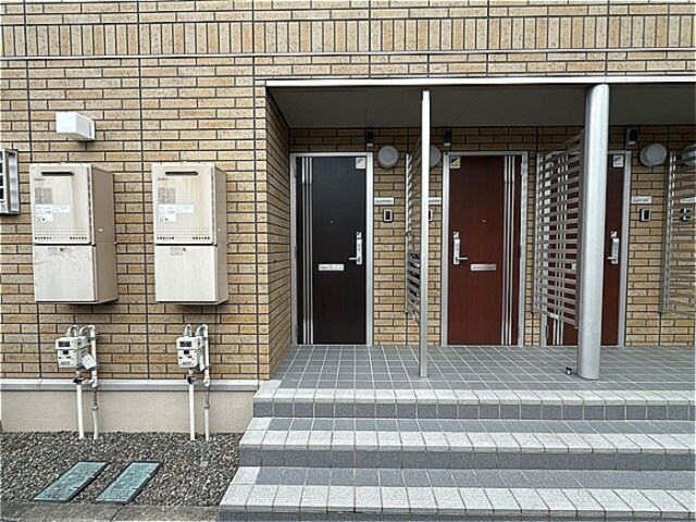 物件内観写真22　(玄関前)