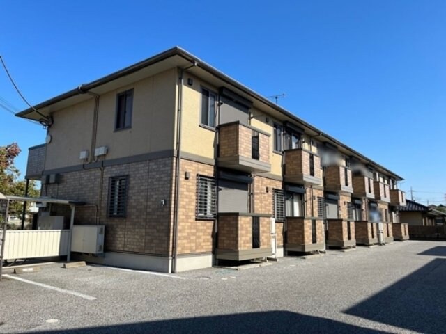 物件外観写真1　(建物外観)