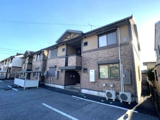 物件外観写真1　(建物外観)