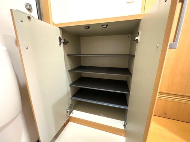 物件内観写真17　(シューズボックス)