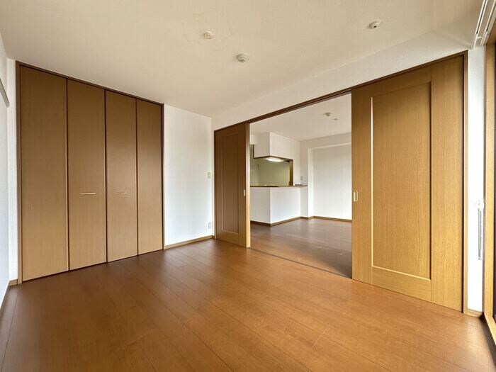 物件内観写真13　(洋室)