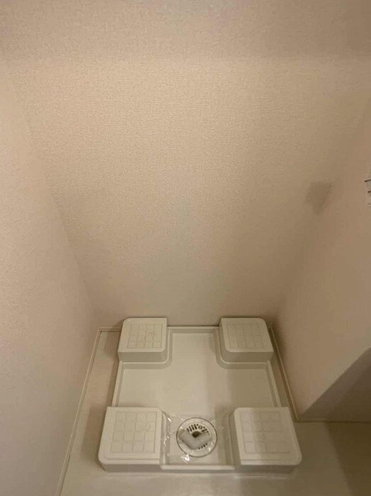 物件内観写真16　(室内洗濯機置場)