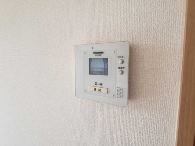 物件内観写真19　(カラーモニターインターホン)